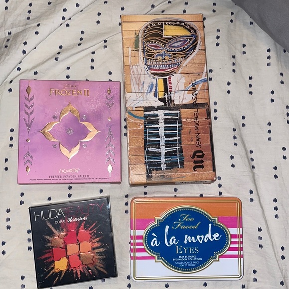 Eyeshadow bundle - Picture 1 of 9